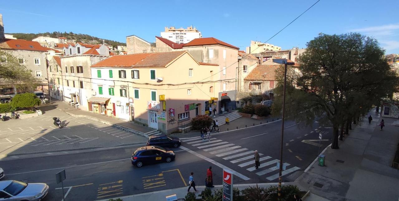 Apartment Tula Šibenik Esterno foto